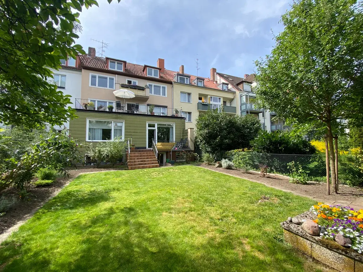 Garten eines 4-Familienhauses in Hannover-Südstadt, verkauft durch IHR Immobilienmakler