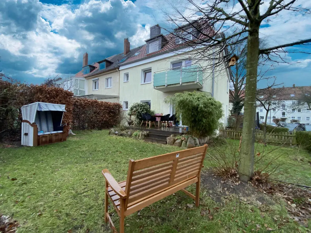Garten eines Zweifamilienhauses in Hannover-Döhren, verkauft durch IHR Immobilienmakler