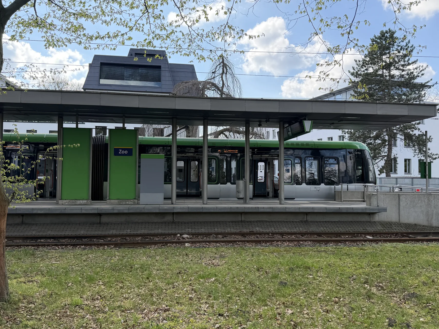Stadtbahn-Endstation Zoo Linie 11 im Hannover-Zooviertel