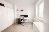 Büro/Ankleidezimmer - Luxus und private Ruheoase-Hannover-Südstadt- Kernsanierung 2021-66 qm inkl. Gartengrundstück 45 m²