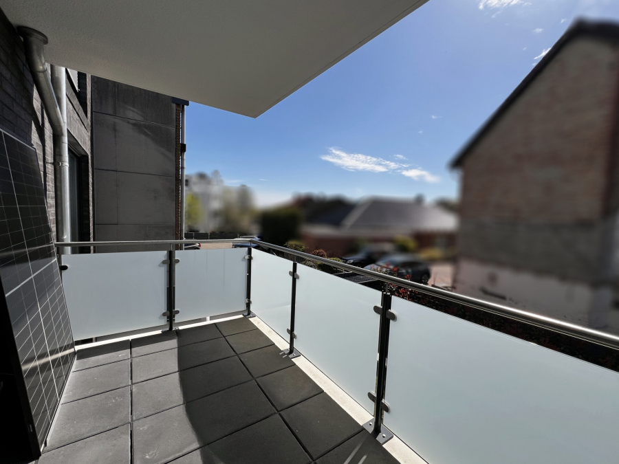 Neuwertige 2-Zimmer-Wohnung mit Balkon, TG- Stellplatz & Aufzug in Barsinghausen, 30890 Barsinghausen, Etagenwohnung