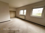 Attraktive Hochparterre-Wohnung mit Potenzial – Loggia, Keller, zentrale Lage - Zimmer 3