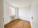 Küche - Frisch saniert! 3-Zimmer-Wohnung mit Loggia, Aufzug & traumhaftem Weitblick in Barsingh./ Egestorf