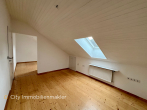 Zweifamilienhaus in Alt-Barsinghausen – Maisonette bezugsfrei, EG vermietet, 2 Garagen - Kinderzimmer 2 DG_